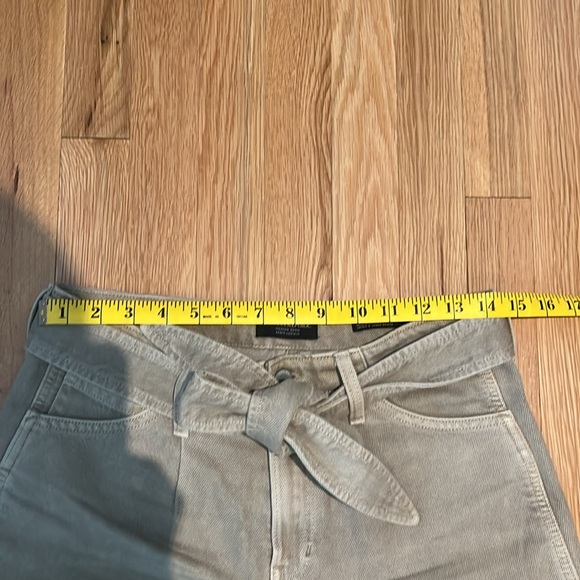 GUC Banana Republic shorts - Picture 7 of 9